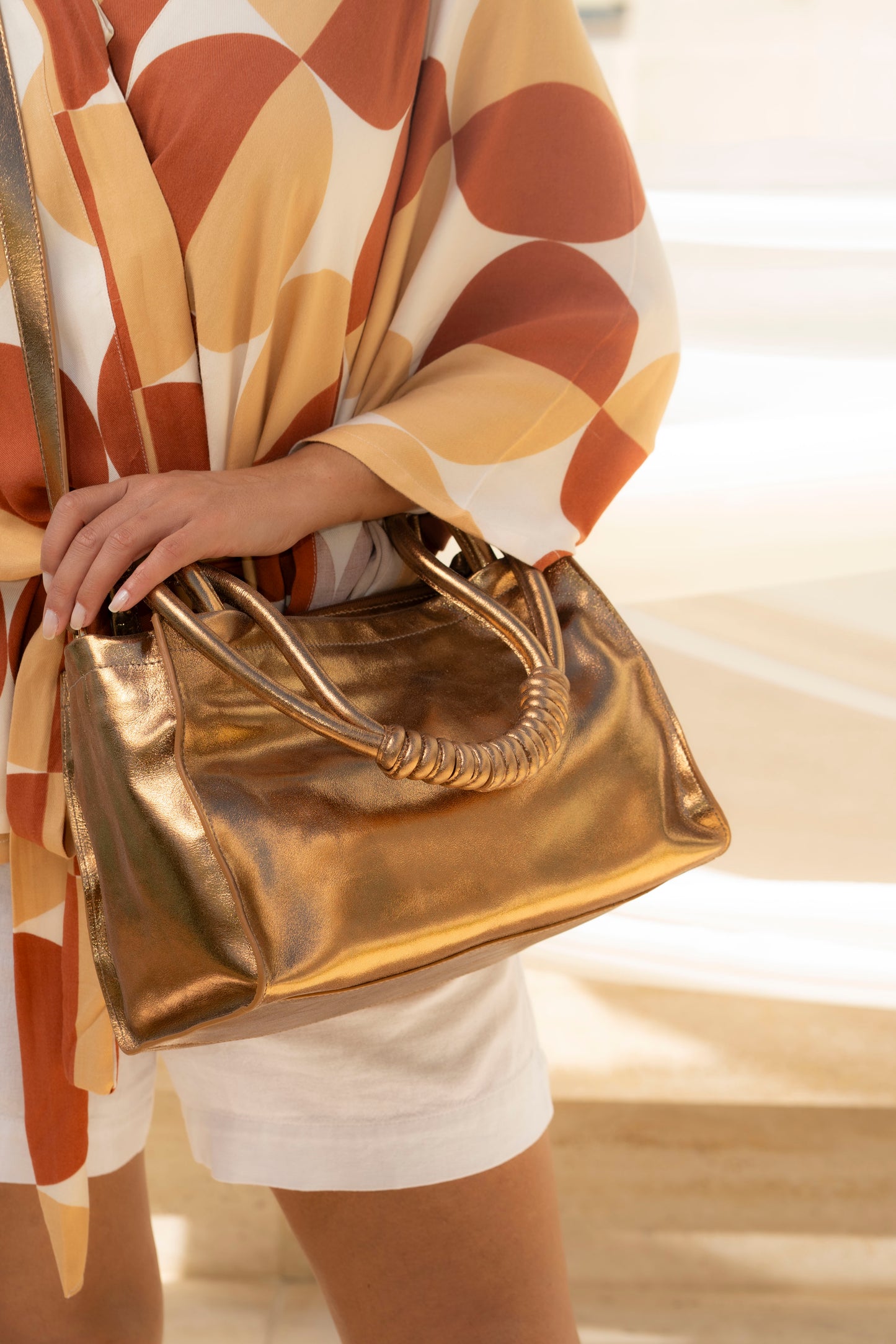 Bolsa Beatrice Metalizado Bronze