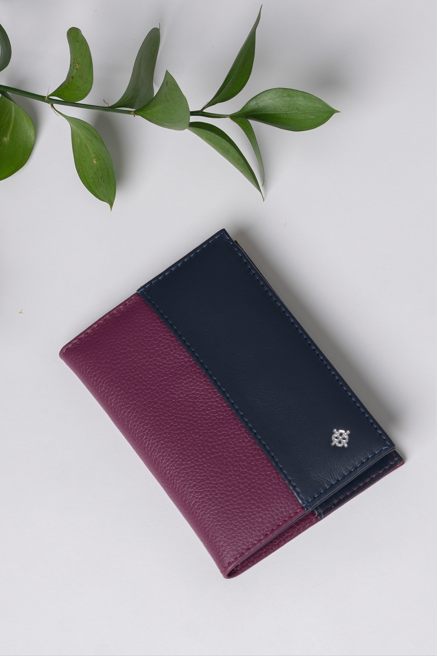 Napoli Beetroot / Navy Blue Passport Holder