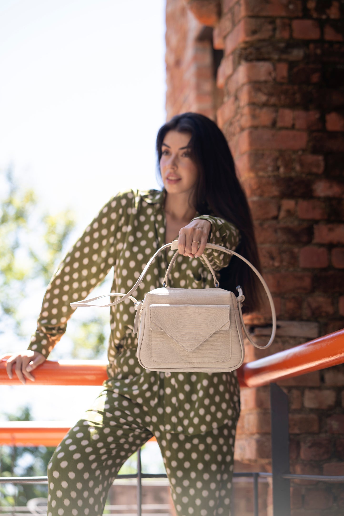 Bolsa Média Anna Lezard Off White