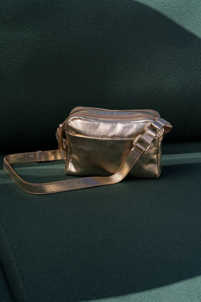 Bolsa Veronica Metalizado Ouro Light