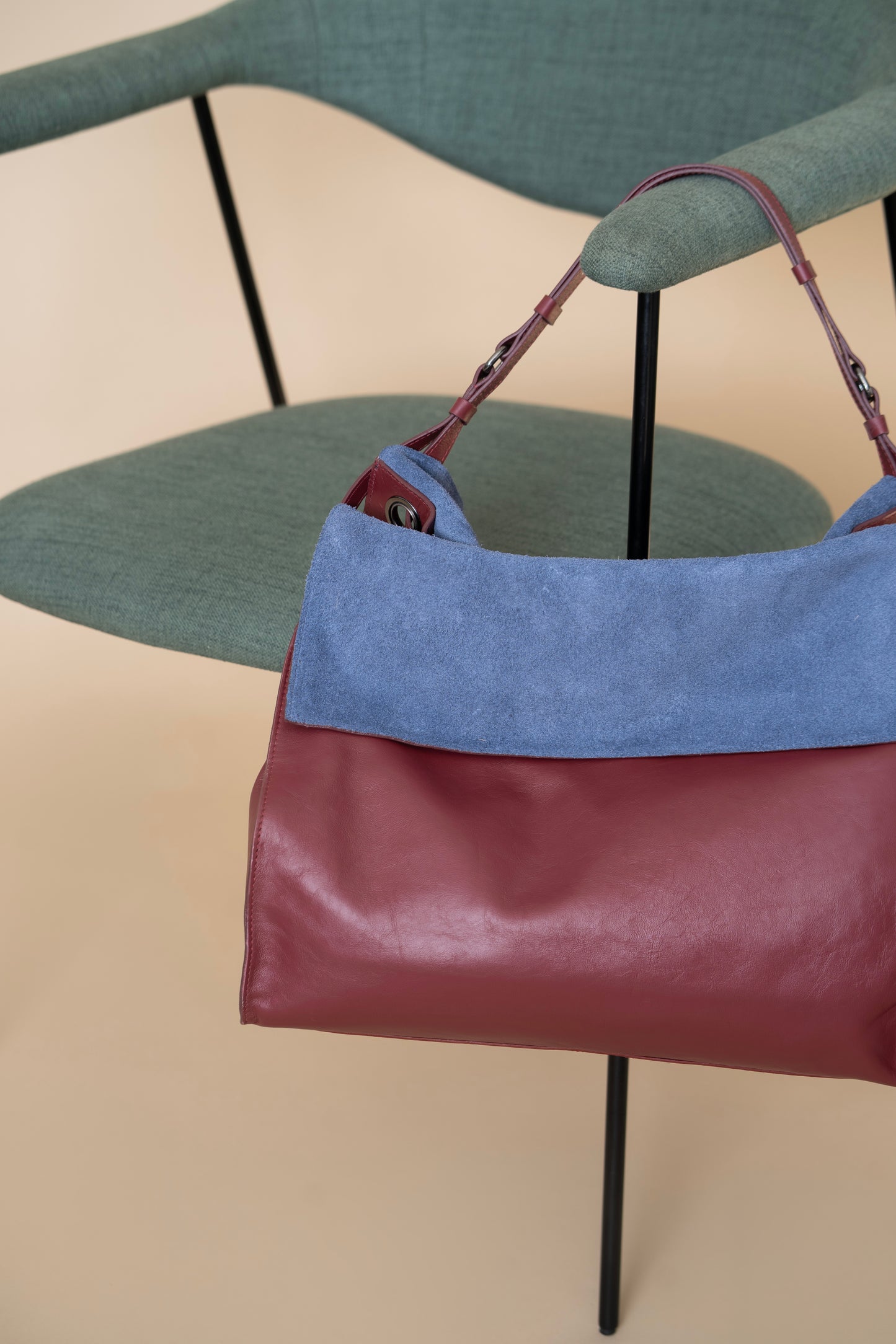 Bolsa Carmela Vermelho Óxido / Azul Profundo