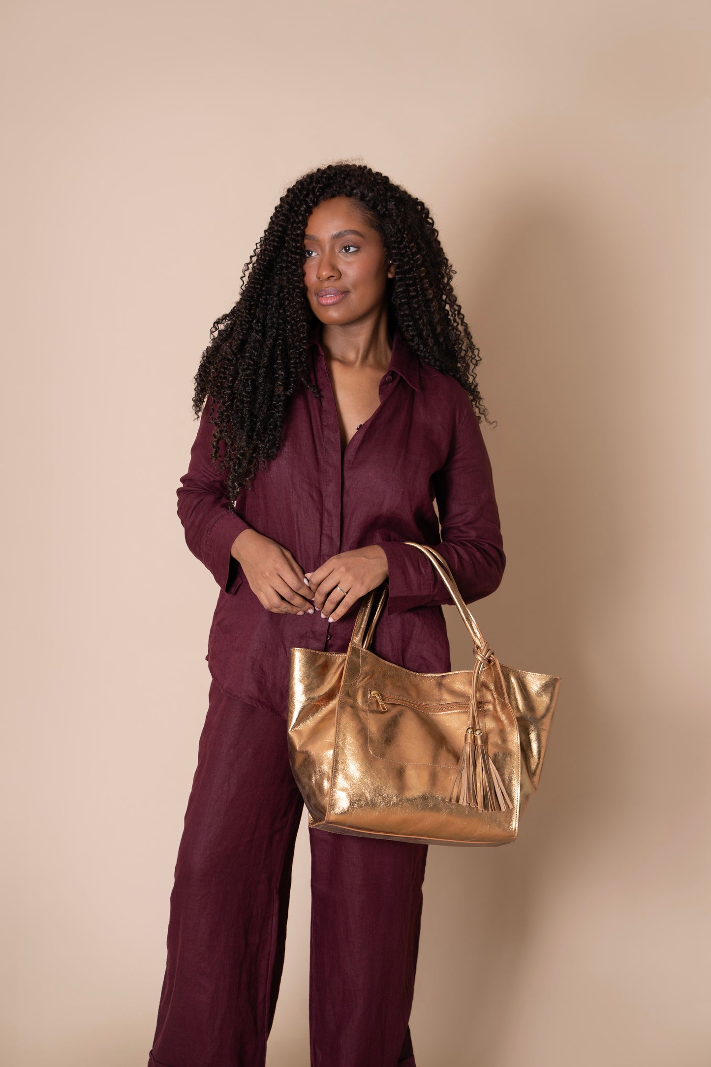 Bolsa Bella Metalizado Bronze