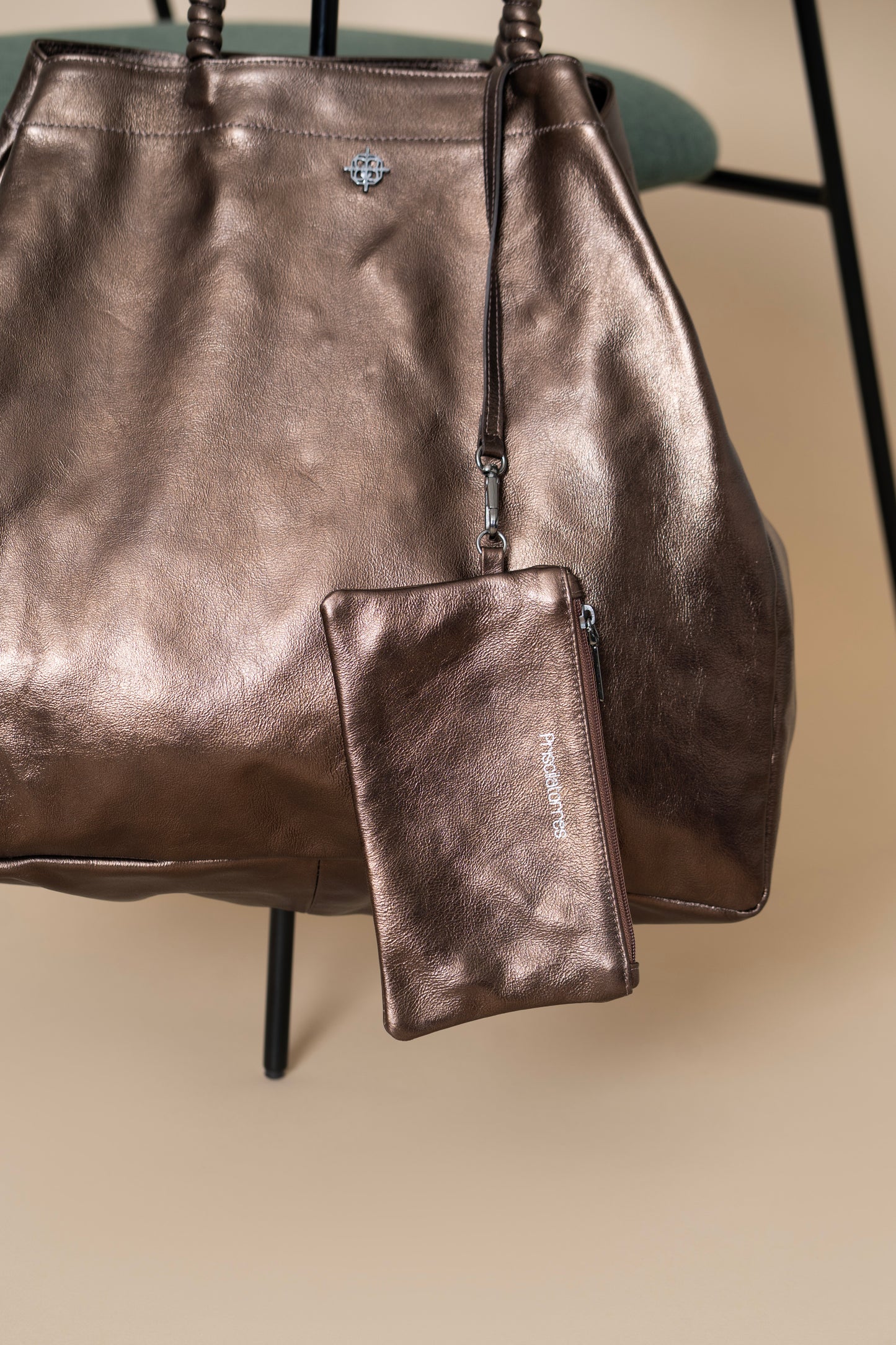 Bolsa Sara Metalizado Minério