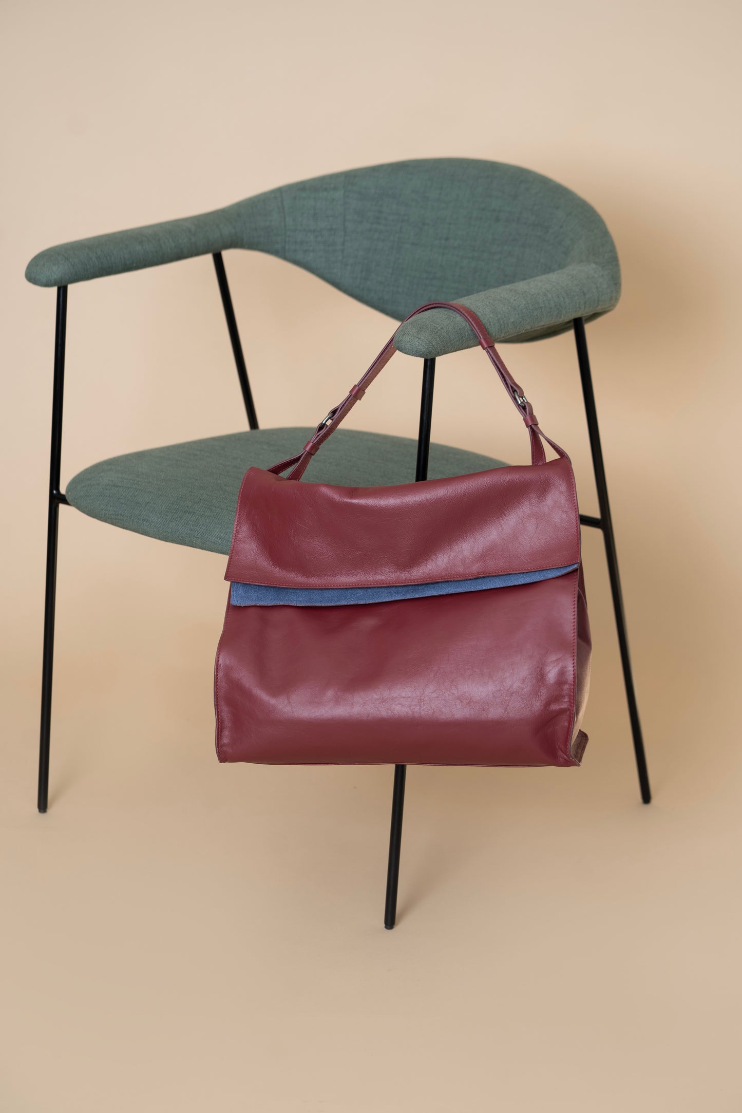 Bolsa Carmela Vermelho Óxido / Azul Profundo