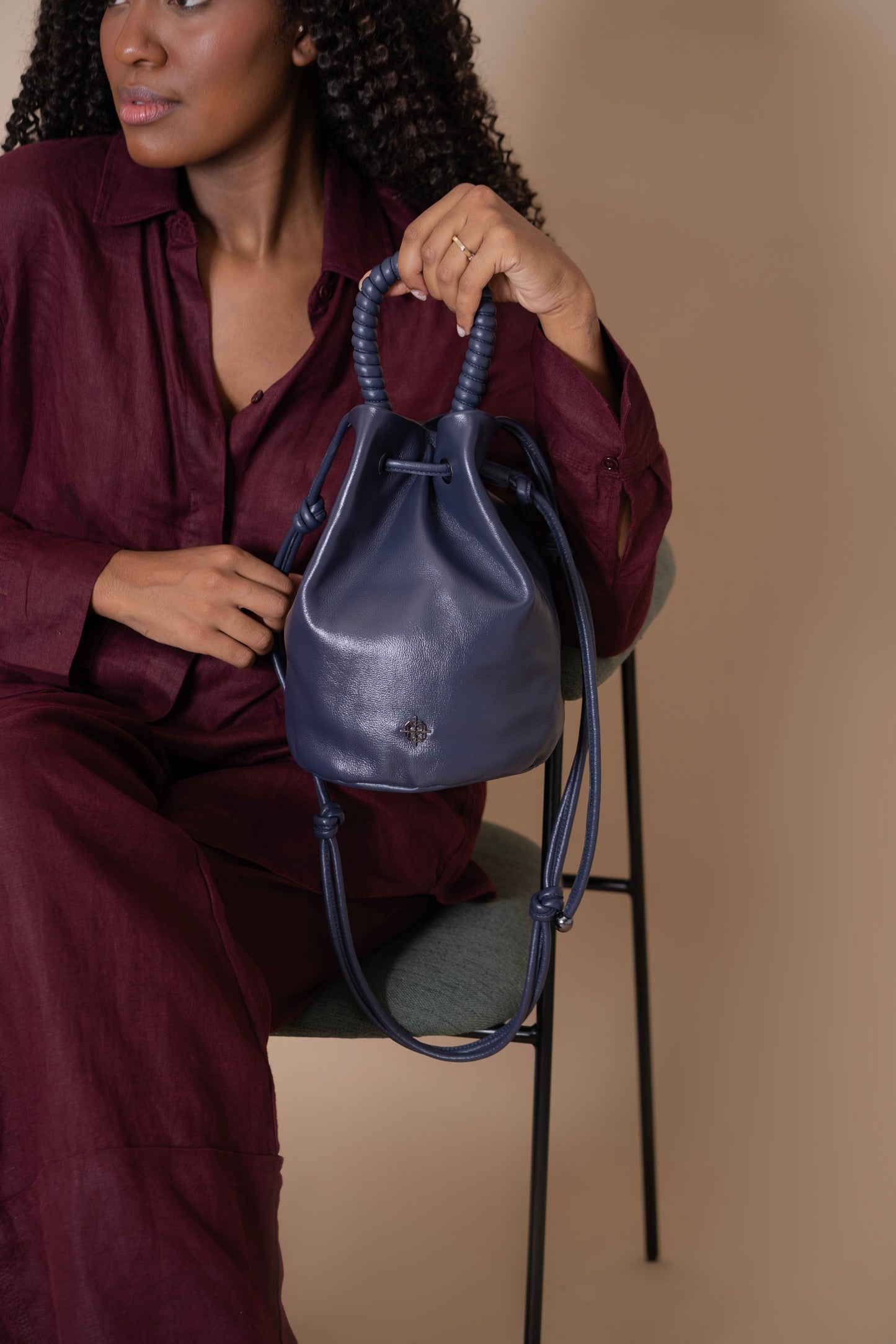 Bolsa Eleonora Azul Profundo
